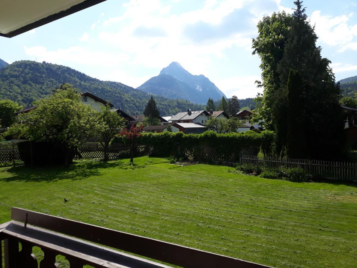 Arnspitzgarten Mittenwald Buitenkant foto